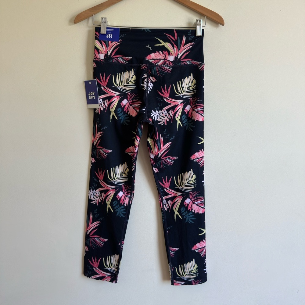 Joy Lab || Womens Black Tropical Leaf High Waist Pull On Capri Leggings Sz S